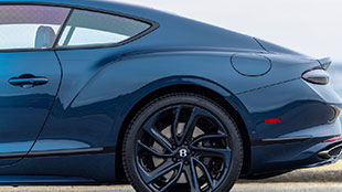 بنتلي تكشف عن طلاء OMBRE الفاخر من تصميم MULLINER