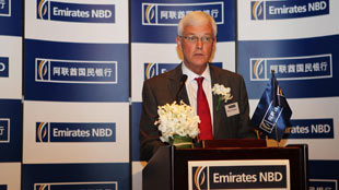 الرئيس التنفيذي لبنك الامارات دبي الوطني يتقدم بإستقالته