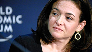 مديرة العمليات في "فايسبوك" تبيع 2.4 مليون سهم من أسهمها 