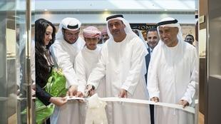 الشيخ سلطان بن خليفة بن زايد آل نهيان يفتتح ثلاثة متاجر جديدة لشركة المنارة العالمية للمجوهرات