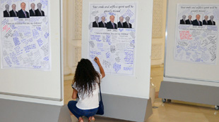 تأسيس صندوقَين للمنح الدراسية في الجامعة الأمريكية في الشارقة 