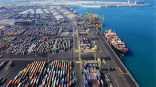 مرافيء أبوظبي تسجل نمواً عشرياً خلال الربع الأول 