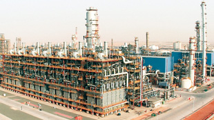 شركة بروج أبوظبي تقدم أفضل الممارسات في علاقات الموظفين 