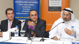      1,1  مليون باحث عن العمل في السعودية .. وتقنية جديدة للبحث عن الوظائف عبر الجوال.