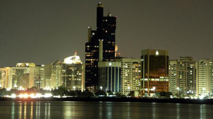 تفاءل كبير لإقتصاد دبي خلال عام 2013  