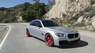 بي ام دبليو 7 بجنوط حمراء مذهلة