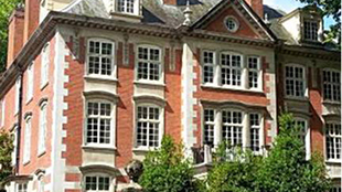 أمير سعودي يعرض منزله في لندن للبيع بـ154 مليون دولار