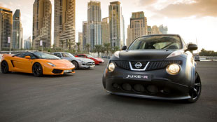 نيسان جوك-آر نافست سيارات السوبر في "تحدي شوارع المدينة بدبي" 2012 