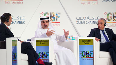 في جلسة بعنوان " تكوين فهم أعمق لإمكانات قطاع الحلال الإسلامي"