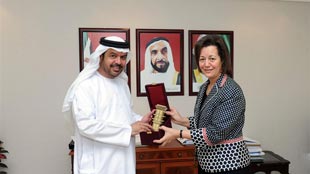 وزارة الاقتصاد تبحث تعزيز التعاون مع المنظمة العالمية للملكية الفكرية 