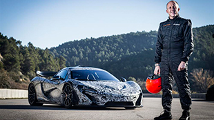 الكشف عن ماكلارين بي1 ضمن فعاليات معرض دبي الدولي للسيارات 2013