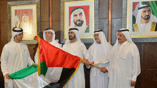 محمد بن راشد يطلق حملة وطنية احتفالاً بيوم العلَم