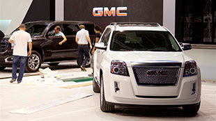 GMC تكشف عن أحدث طرازاتها في معرض دبي الدولي للسيارات 2013