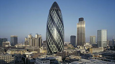 بريطانيا تعمل على تشييد أطول برج في العالم قابل للطي لتوليد الطاقة