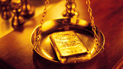 الذهب يتكبد أكبر خسائره السنوية منذ 13 عاماً 