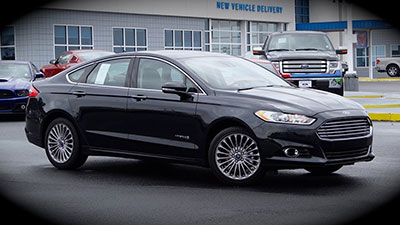 السيارة الذكية الأولى من "فورد" تقود نفسها بنفسها