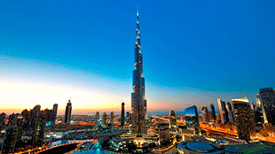 توقعات بنمو الاقتصاد الإماراتي 6 بالمئة في 2014