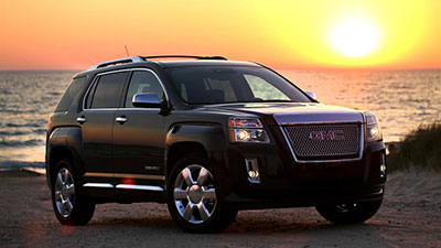 "جي إم سي تيراين 2014" تتألق مع Intellilink ونظام الترفيه للمقاعد الخلفية