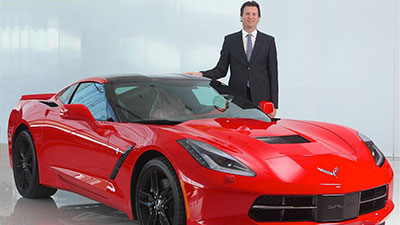 “شفروليه كورفيت ستينغراي” 2014 تفوز بجائزة سيارة العام الرياضية