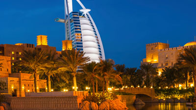 دبي نحو تصدر العالم في التمويل الإسلامي