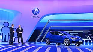 الكشف عن فولكس واجن غولف آر في معرض فرانكفورت الدولي للسيارات 2013