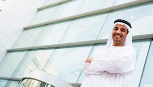 جواز السفر الإماراتي يرتقي الى المرتبة الأولى في الشرق الأوسط