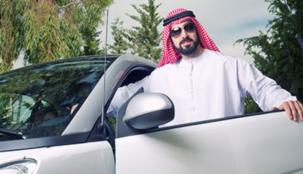 هكذا يقوم المقيمون في الإمارات بدفع فواتيرهم وتسوية ديونهم