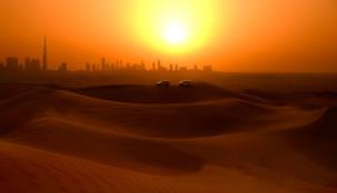 "دبي للسياحة" تحدّث في القوانين والانظمة للرحلات البرية والمخيمات السياحية