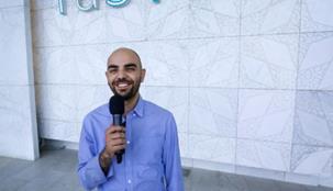 نجم الكوميديا رجائي قواس يزور ياس مول قبيل عرضه في