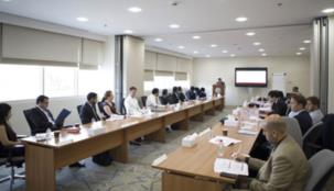 "الشؤون القانونية" تسعى لجعل دبي مركز دولي لتقديم الخدمات القانونية