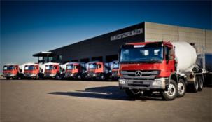 شركة ت. غرغور وأولاده تفوز بجائزة شاحنات مرسيدس-بنز لعام 2016 من دايملر