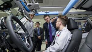 "نيسان" تجري الاختبار الأول للسيارات ذاتية القيادة على الطرق