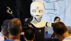 الروبوت يغزو الوظائف في أميركا