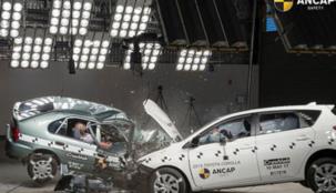 فيديو يظهر كيف تطوّرت سلامة السيارات من الحوادث