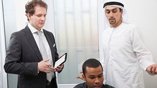 مؤشر مونستر للتوظيف في الشرق الأوسط يسجل تراجعاً سنوياً بنسبة 9 بالمئة