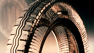 ميشلان تحتفلُ  بالذكرى الستّينِ لإطار راديال إكس الخاص بالشاحنات