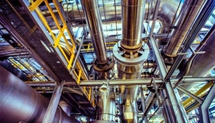 النفط يرسم ملامح الاتجاه التصاعدي للدولار، والذهب يشعل الصراع