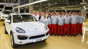 السيارة رقم 100,000 من الجيل الثاني لطراز بورش "كاين" تغادر مصنع "لايبزيغ"