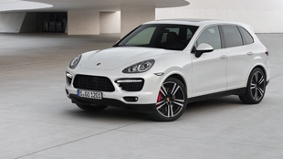 بورشه تحصد ثلاثة ألقاب مرموقة ضمن جوائز الشرق الأوسط للسيارات 2012