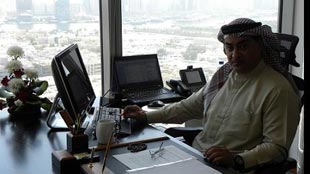 دبي فيرست في اتفاقية مع فلاي دبي لبرنامج مكافآت الصرف والسفر 