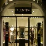 الأسرة الحاكمة في قطر تستحوذ على فالنتينو الإيطالية