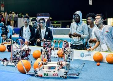انطلاق تحدي فيرست "جلوبال العالمي للروبوتات" في دبي