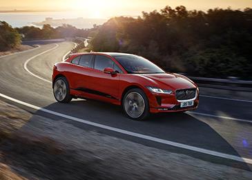 جاجوار آي بيس I-Pace تجعل للسيارات الكهربية بعدا جديدا
