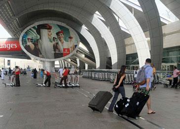 طيران الإمارات تطلق مبادرتين لتحسين تجربة المسافرين