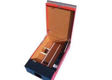 شرطة دبي تستحدث حقيبة ذكية مضادة للسرقة