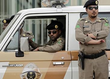 تعرف على عقوبة إرسال محتوى خادش للحياء بالسعودية