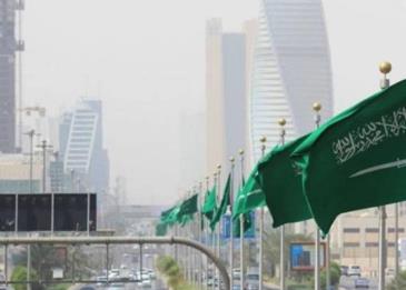 السعودية توضح وضع من انتهت تأشيراتهم خلال وجودهم خارج المملكة