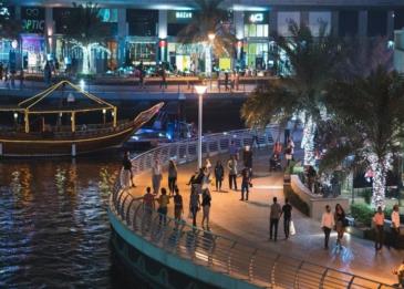 دبي تعيد فتح الأماكن المخصصة للتدخين وتقديم الشيشة بشروط