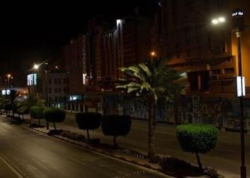 السعودية تبدأ بتطبيق قرار حظر تجول شامل