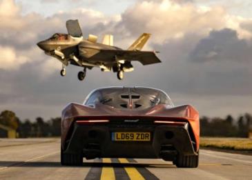 فيديو مثير لسباق سرعة بين طراز "مكلارين" الجديد وطائرة قتالية